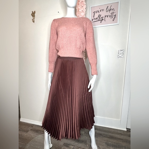 H&M Skirts Hm Pleated Skirt Poshmark